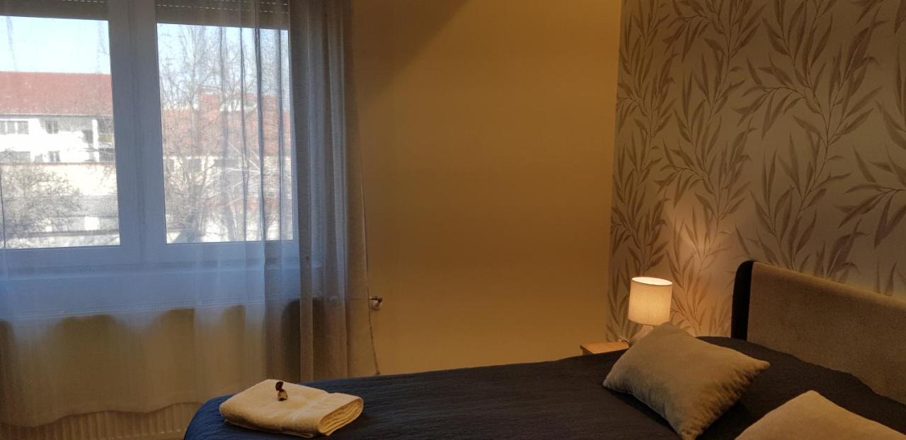 Rozsa Apartmanhaz Σέγκεντ Εξωτερικό φωτογραφία