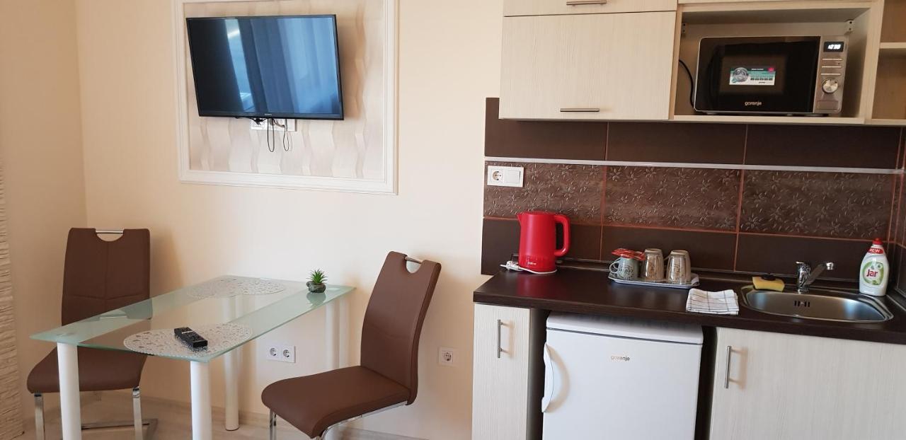 Rozsa Apartmanhaz Σέγκεντ Εξωτερικό φωτογραφία