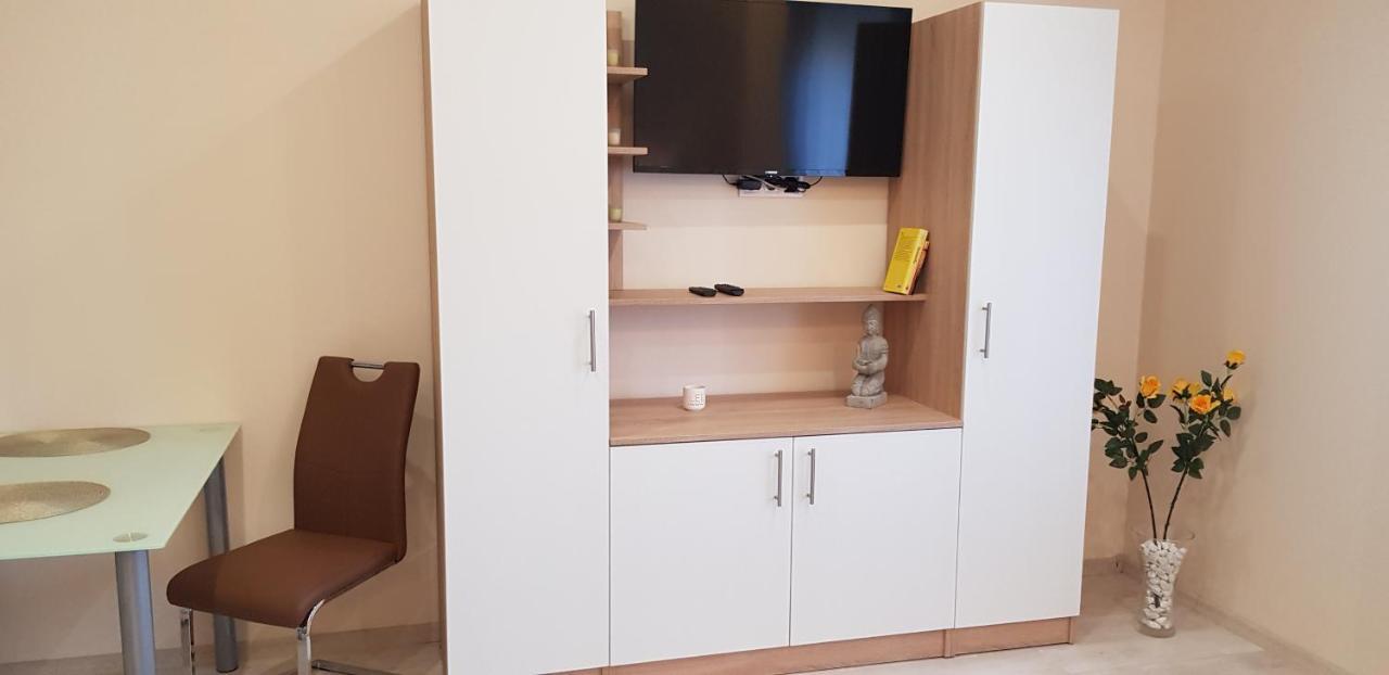 Rozsa Apartmanhaz Σέγκεντ Εξωτερικό φωτογραφία